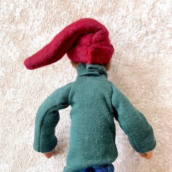 Byers Choice Kindles Man Plaid Green Turtleneck Stocking Hat Vintage Ornament - Picture 10 of 15